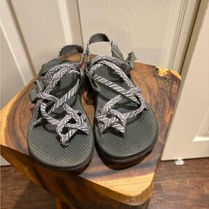 Women’s Chaco Z/Cloud Sandals Black Footbed Purple Gray White Straps Size 9